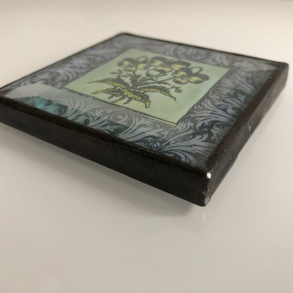 Hand-made Beveled Glass Violets Floral Paperweight - Picture 3 of 5